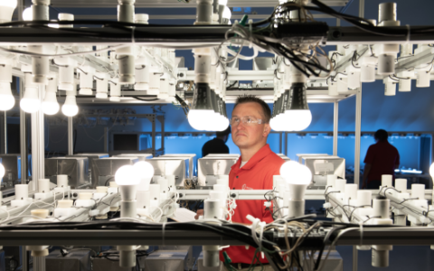 UL Solutions lighting expert conducting lighting tests in Allentown lighting lab