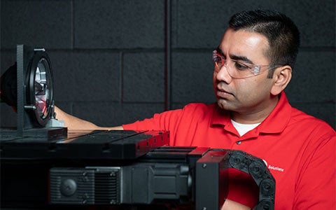 UL Solutions lighting expert working in our Allentown Lighting LAB.