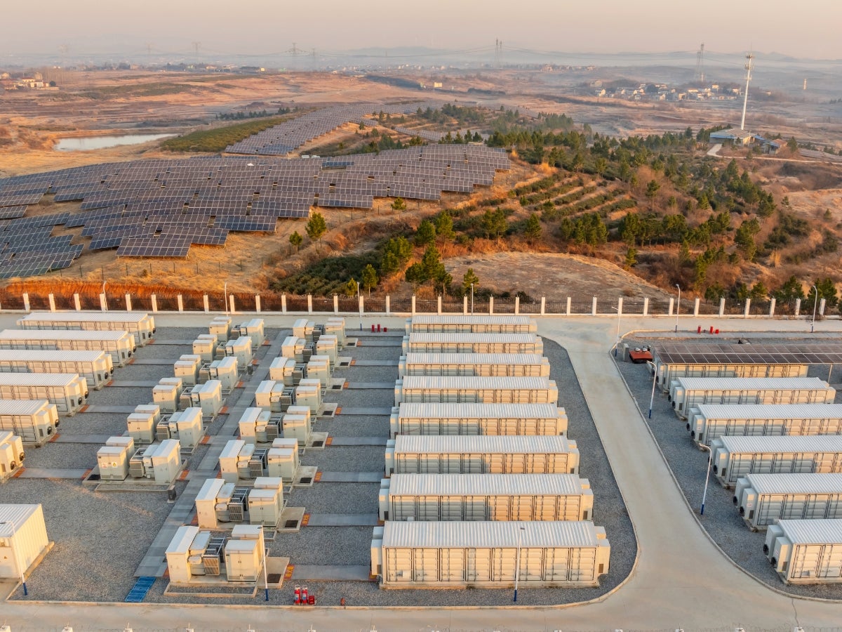 energy storage field