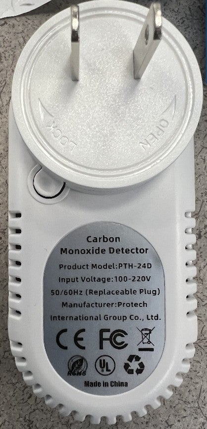Carbon monoxide detector that bears an unauthorized UL Certification Mark.