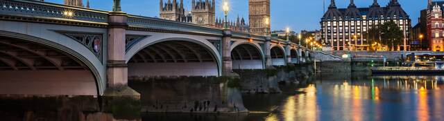 Image of London Bridge at twilight