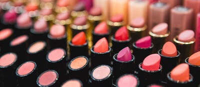 Many colors of lipsticks