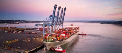 Ship-Cargo-Sea