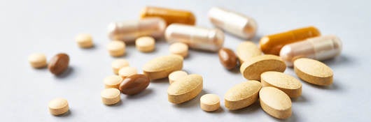 Multi-colored vitamin supplements