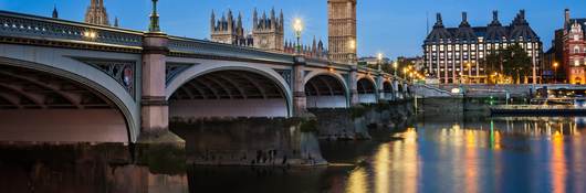 Image of London Bridge at twilight