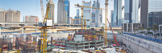Massive construction in Dubai