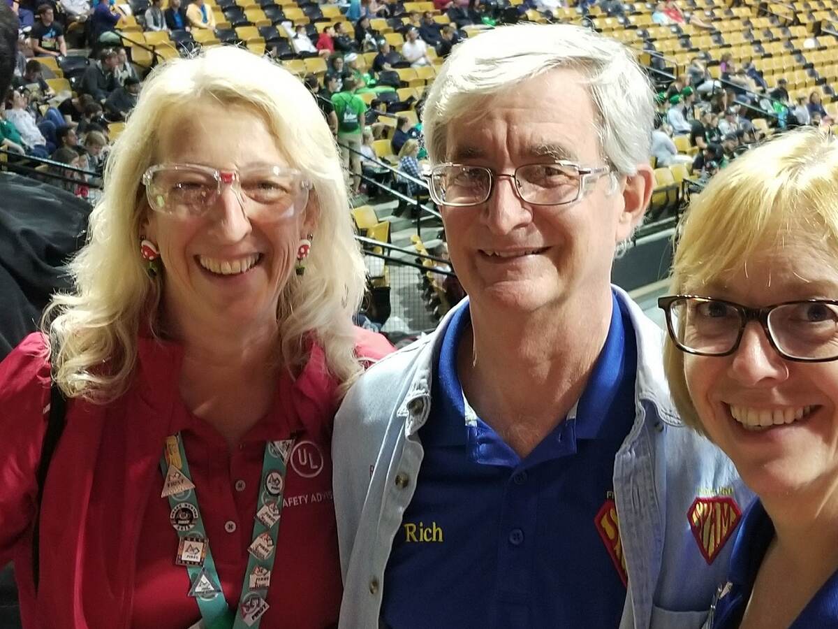 Elaine Wilder shares First Robotics with family