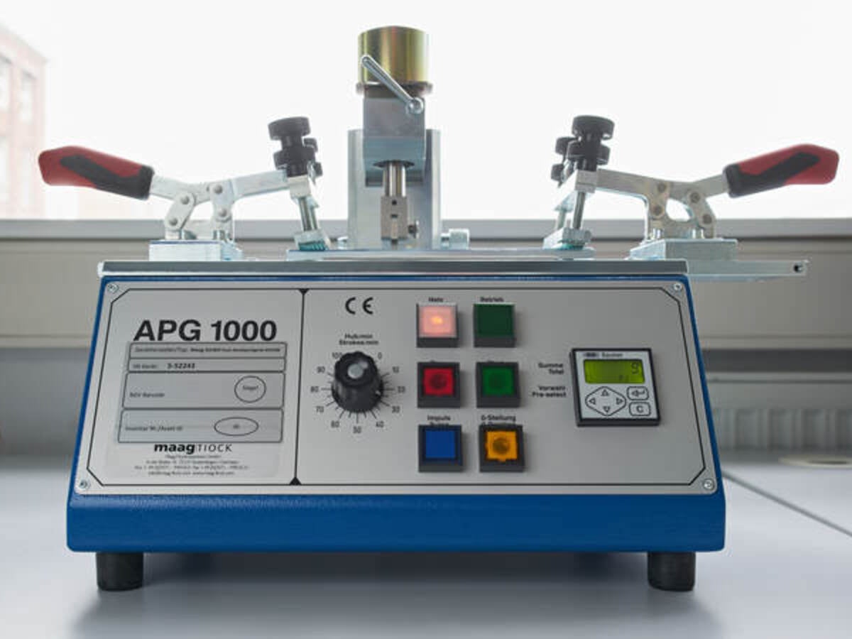 APG 1000 abrasion tester