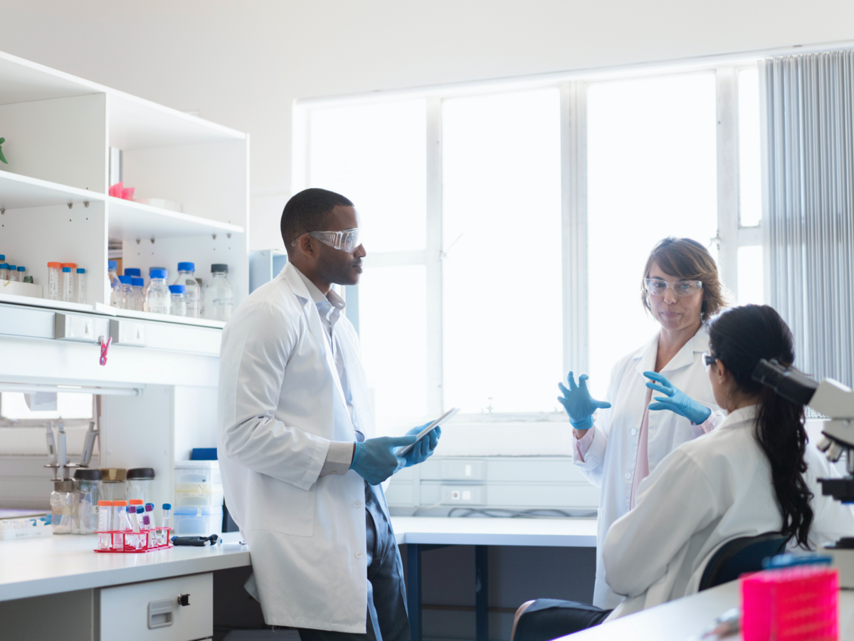 People talking in a laboratory setting