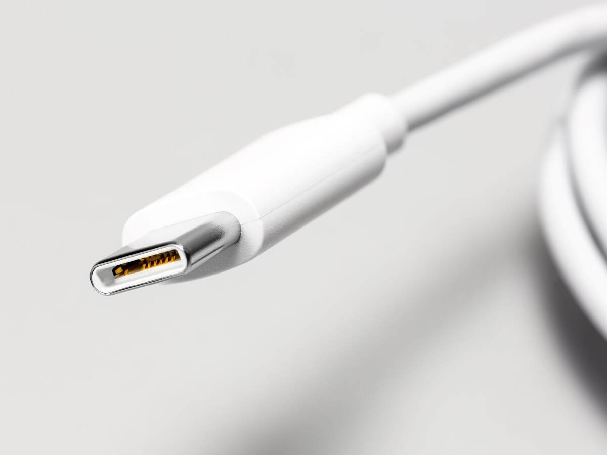 ADAPTADOR APPLE USB-C A 3.5MM HEADPHONE JACK – MundoMac Uruguay