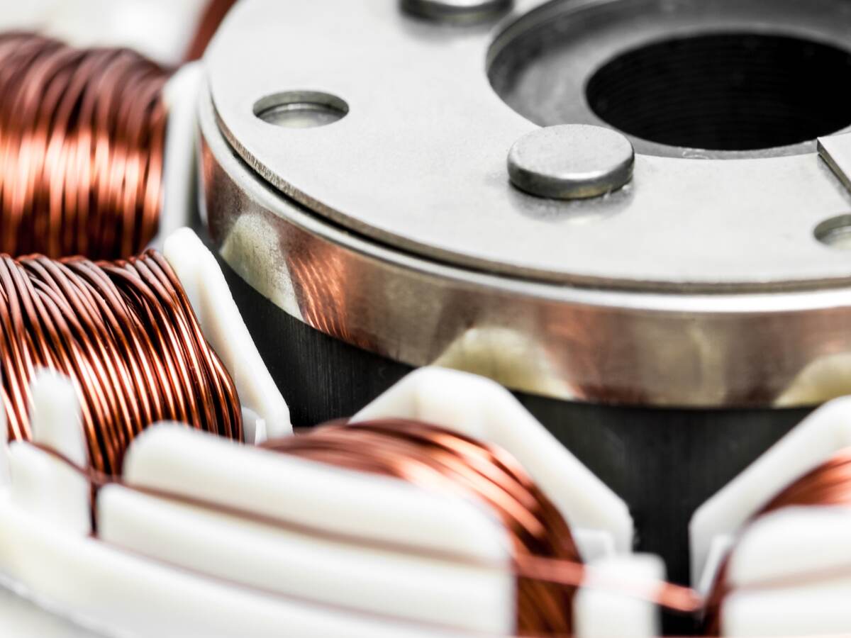 Copper winding and stack of an electric induction motor for home appliances.