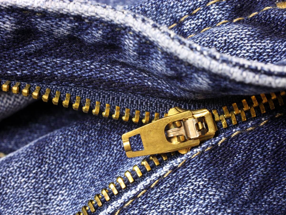 Jeans zipper.