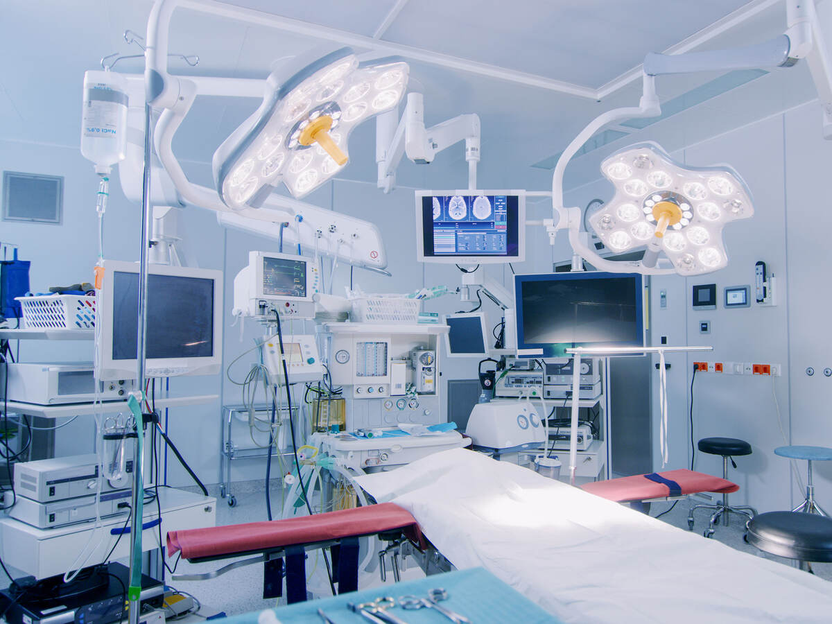 Technologically advanced operating room