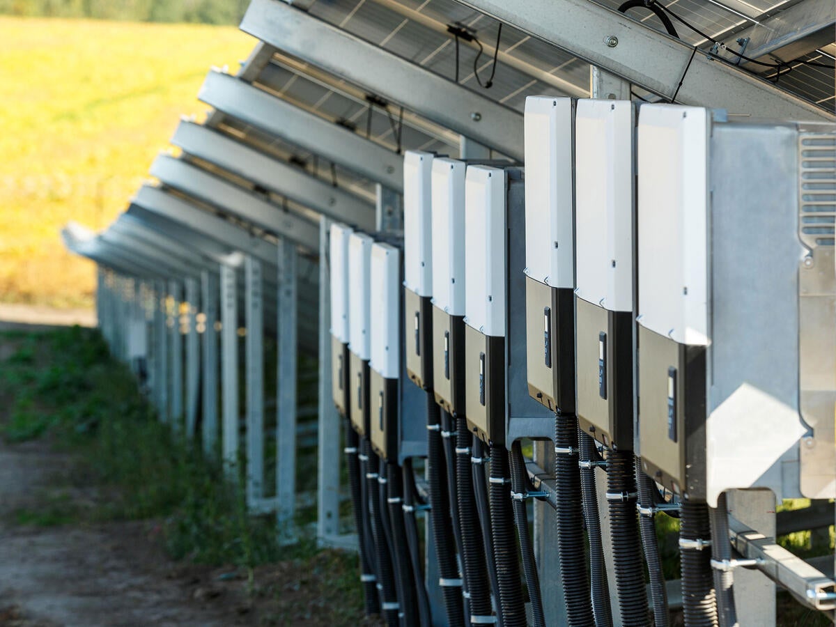 Inverters for solar photovoltaic modules