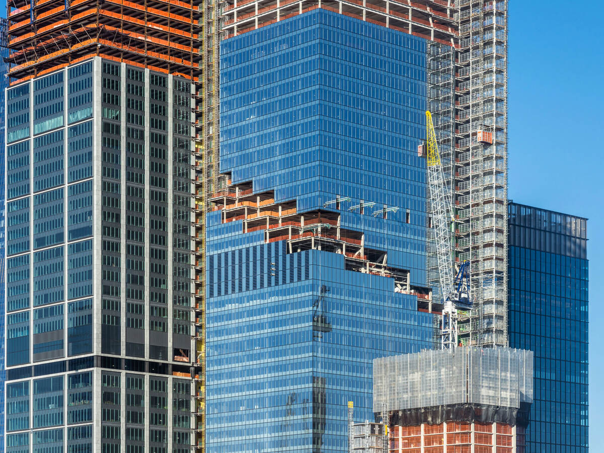 New construction of a skyscraper in New York