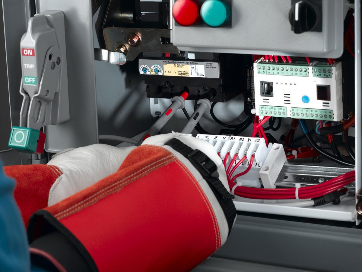 Circuit breaker testing