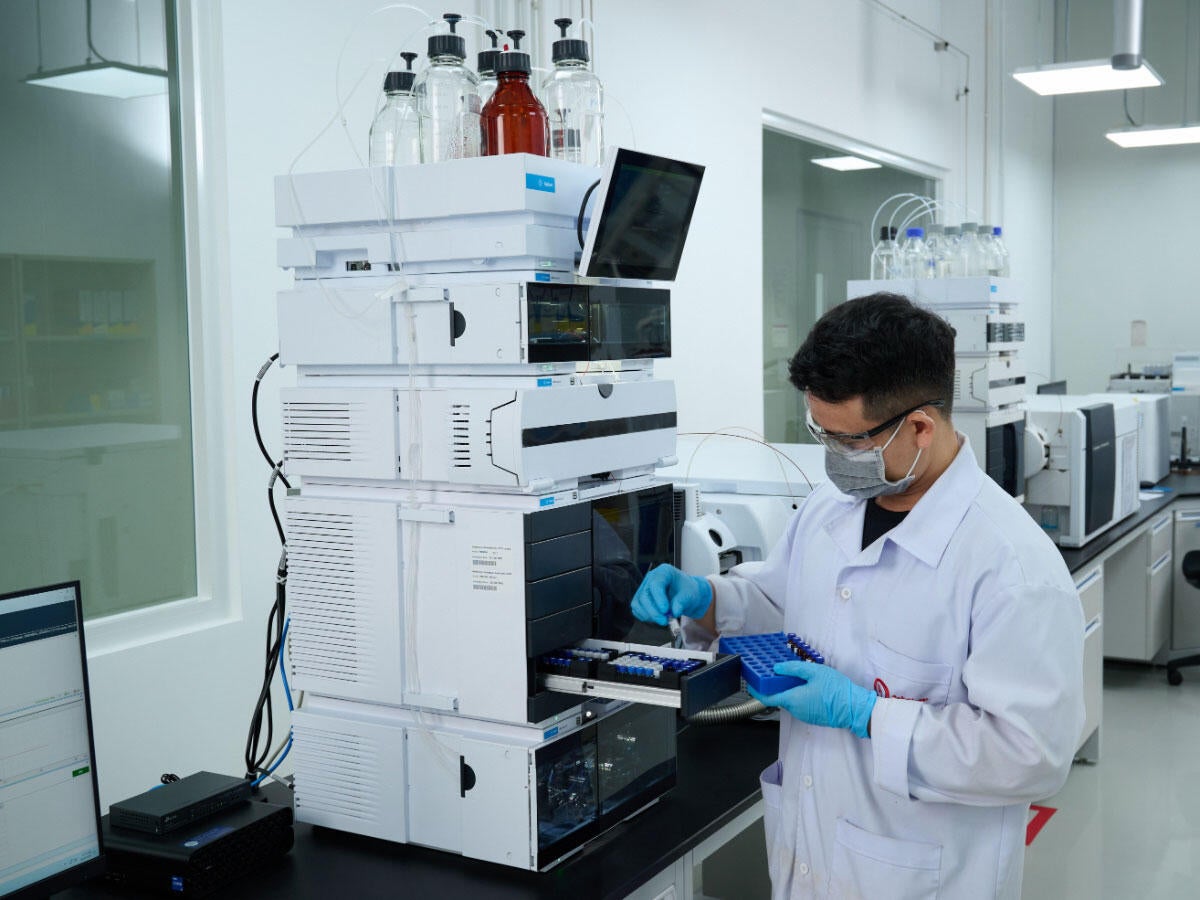 A person working in the UL Solutions Vietnam laboratory