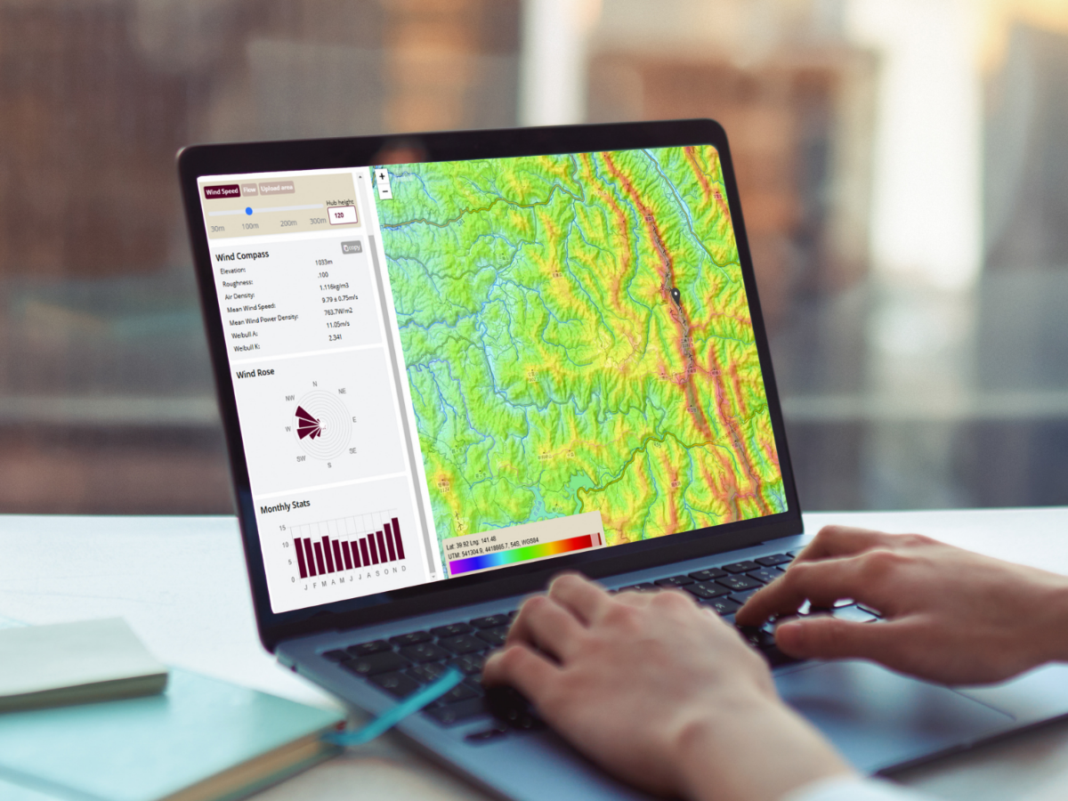 ULTRUS™ Windnavigator on laptop