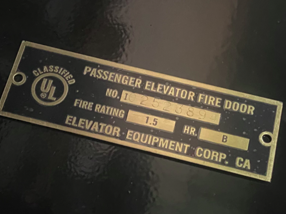 Image of unauthorized label.