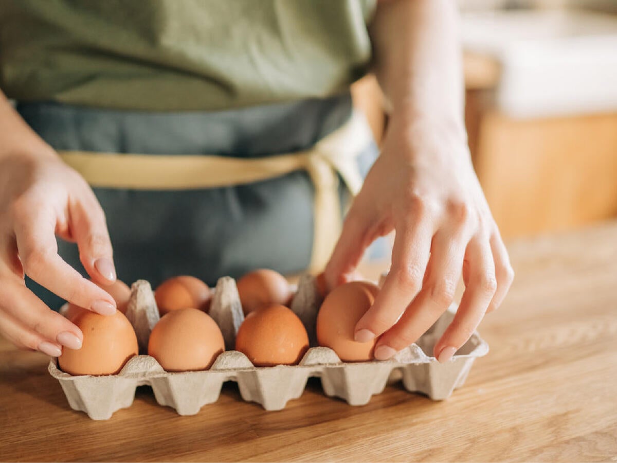 Packaging with eggs