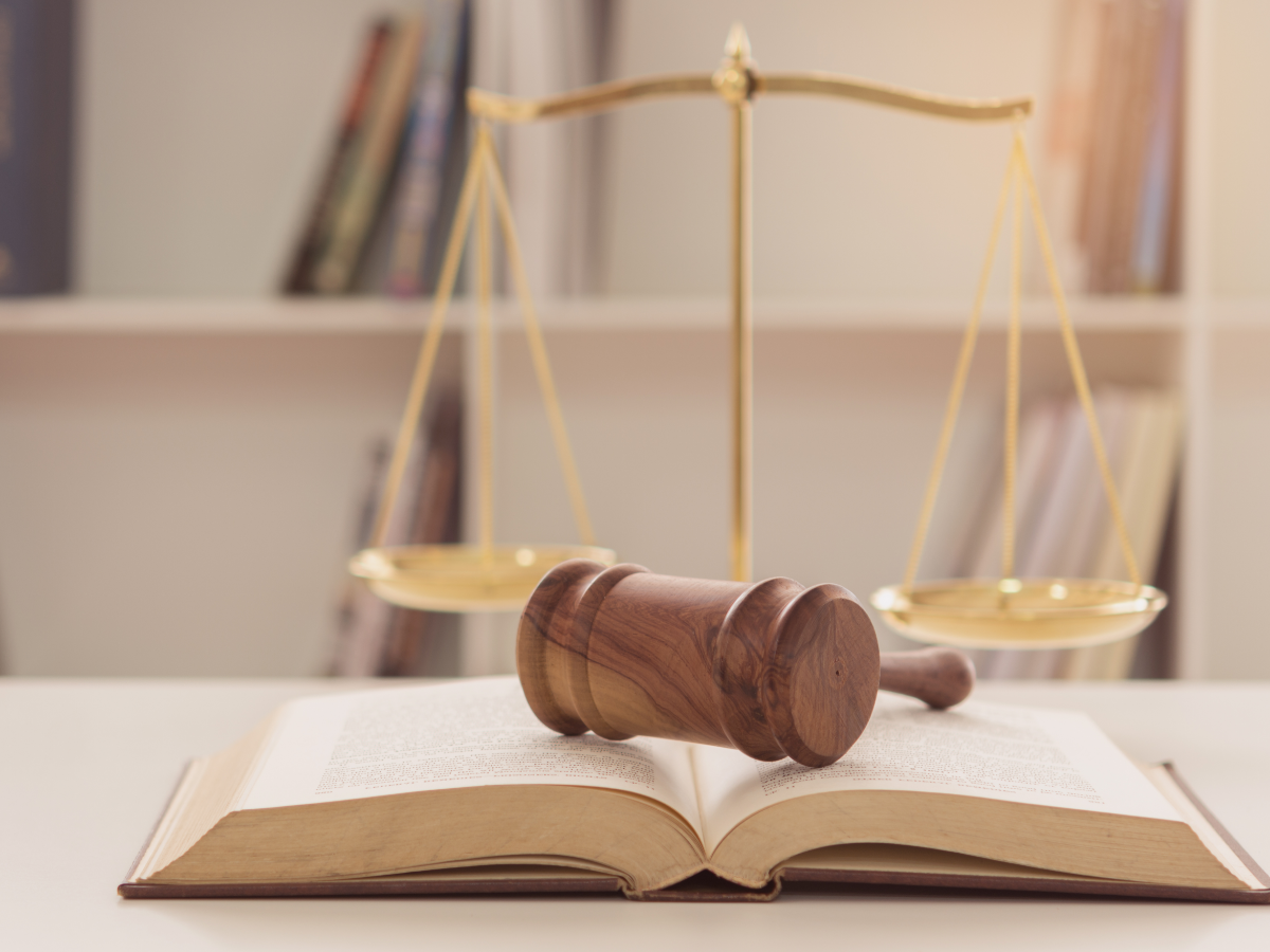 judge gavel and scales