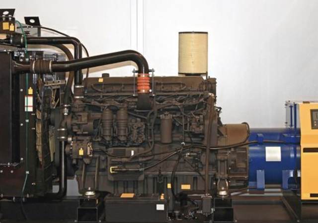 Engine generator