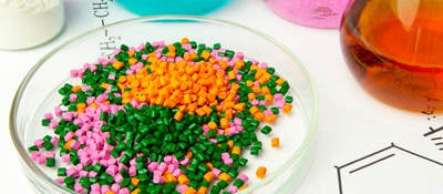 Plastic raw material in granules