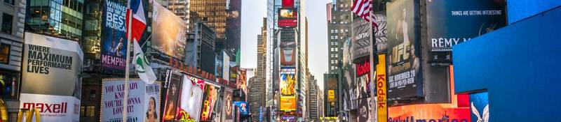Outdoor display screens in Times Square