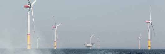 Offshore wind turbines in rough seas