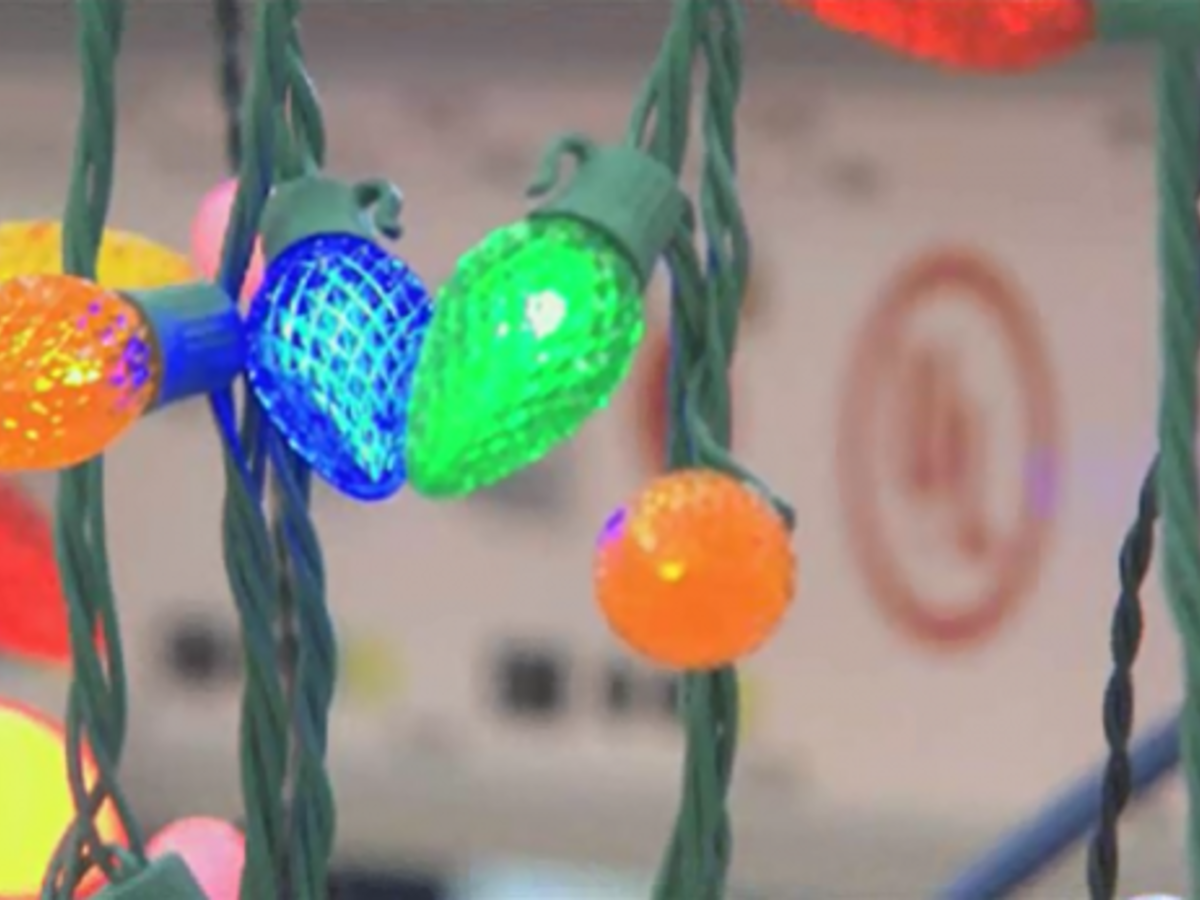 UL holiday lights testing