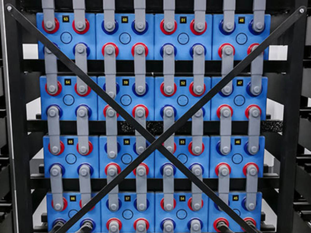 June_EIO_BatteryGridWP_600x320_Blog