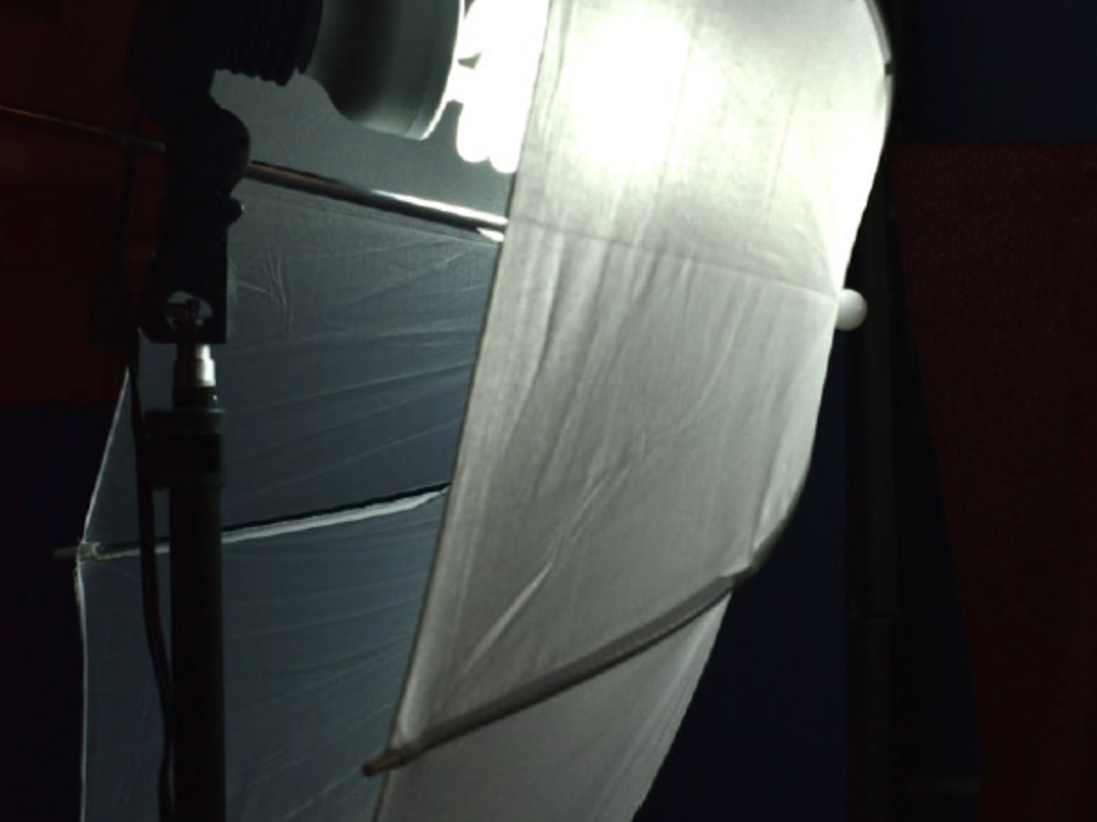 Studio lighting with umbrella