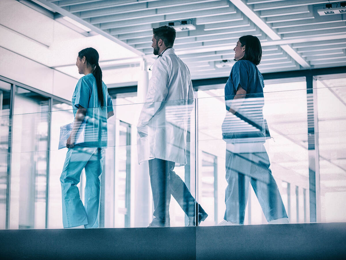 medical staff walking OHM