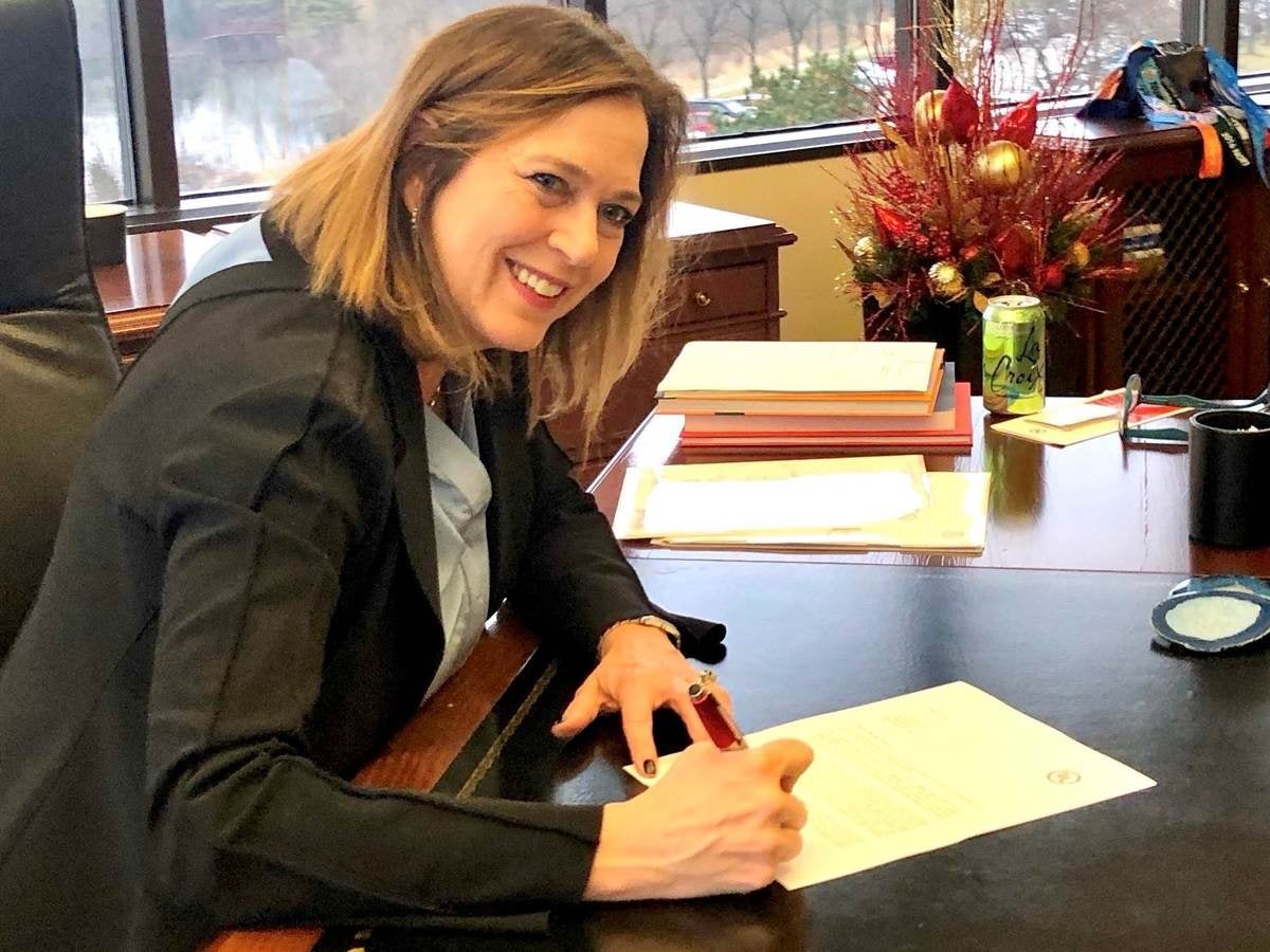 Jenny signing UNGC