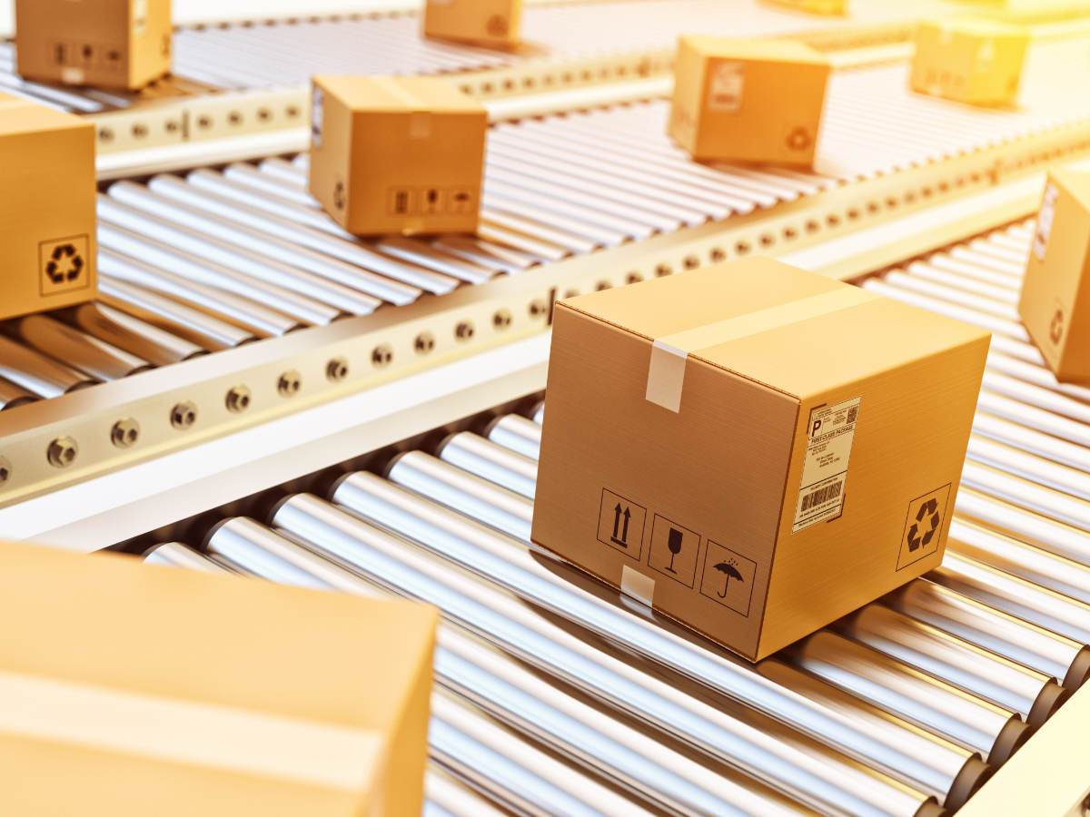 Cardboard boxes on conveyor belt 