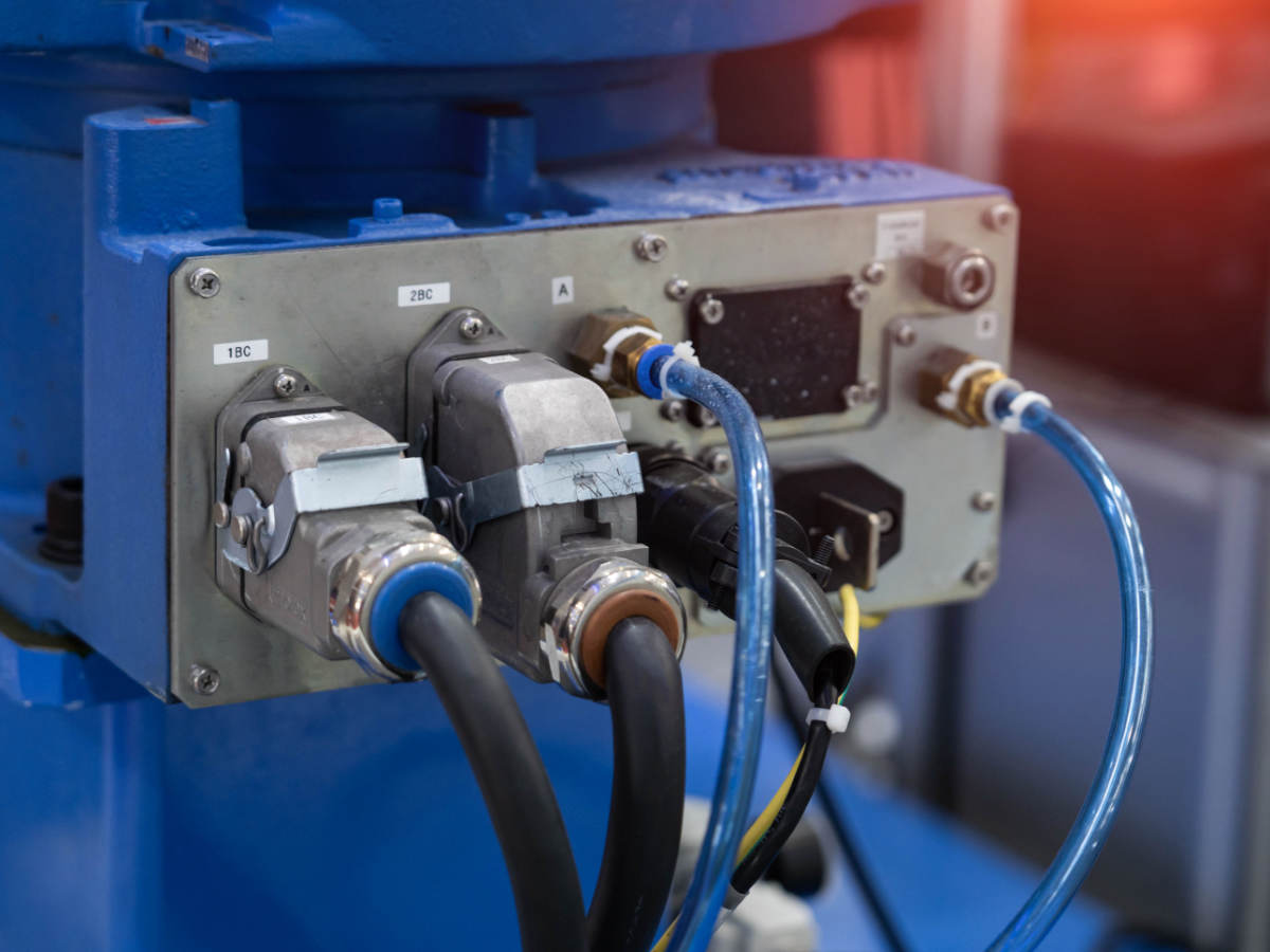 pluggable connections 