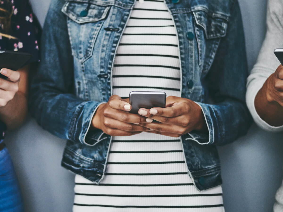 women using mobile phone