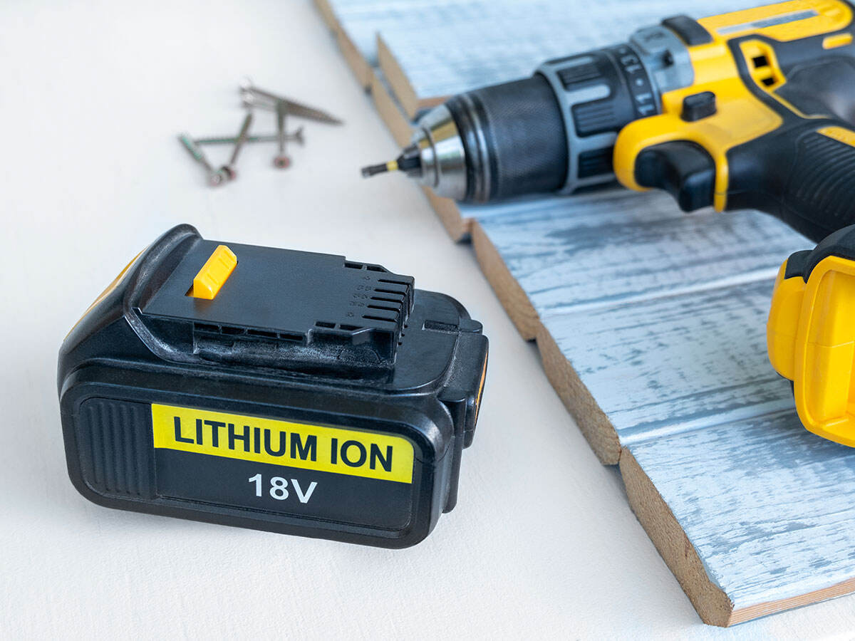 Drill and battery