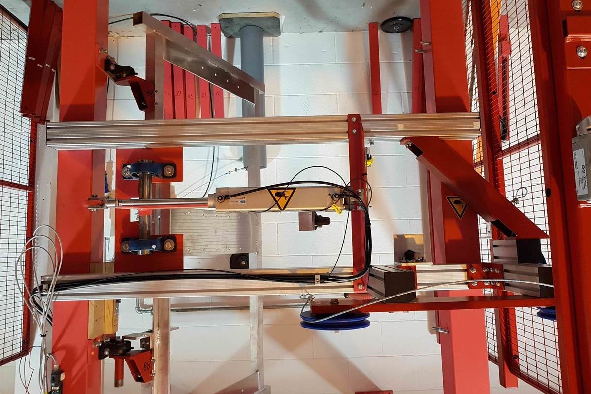 Double acting door closer test fixture